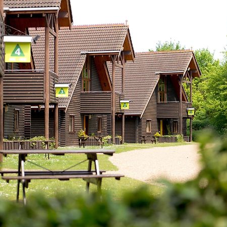 Yha London Lee Valley Чесхант Экстерьер фото